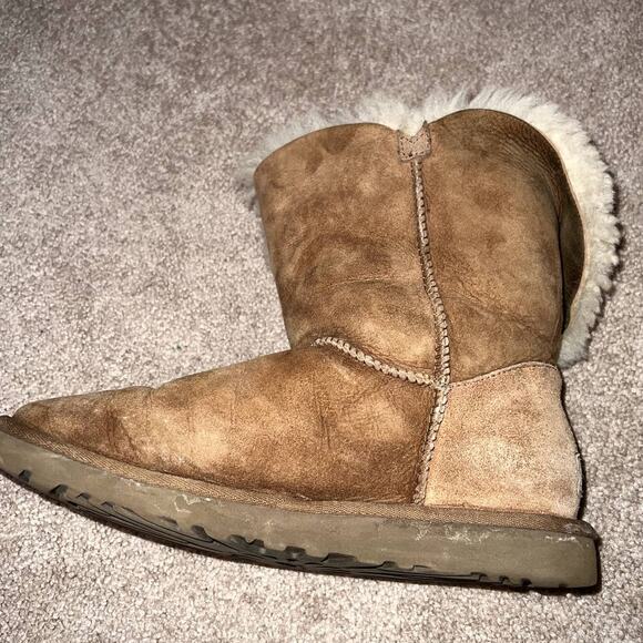 UGG womens Bailey Button Boots size 9 - Picture 8 of 12